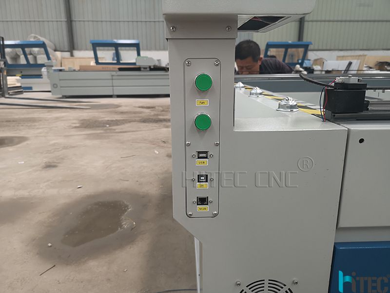 laser cutting machine