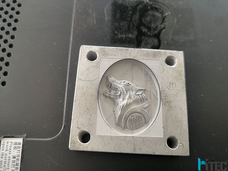deep metal engraving on aluminum