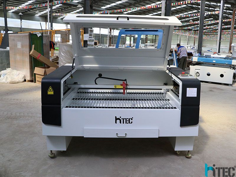 laser cutting machine